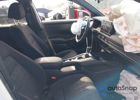 2024 Honda Hr-V Awd Sport/Awd Sport W/O Bsi z USA, uszkodzony, nr VIN 3CZRZ2H56RM784178